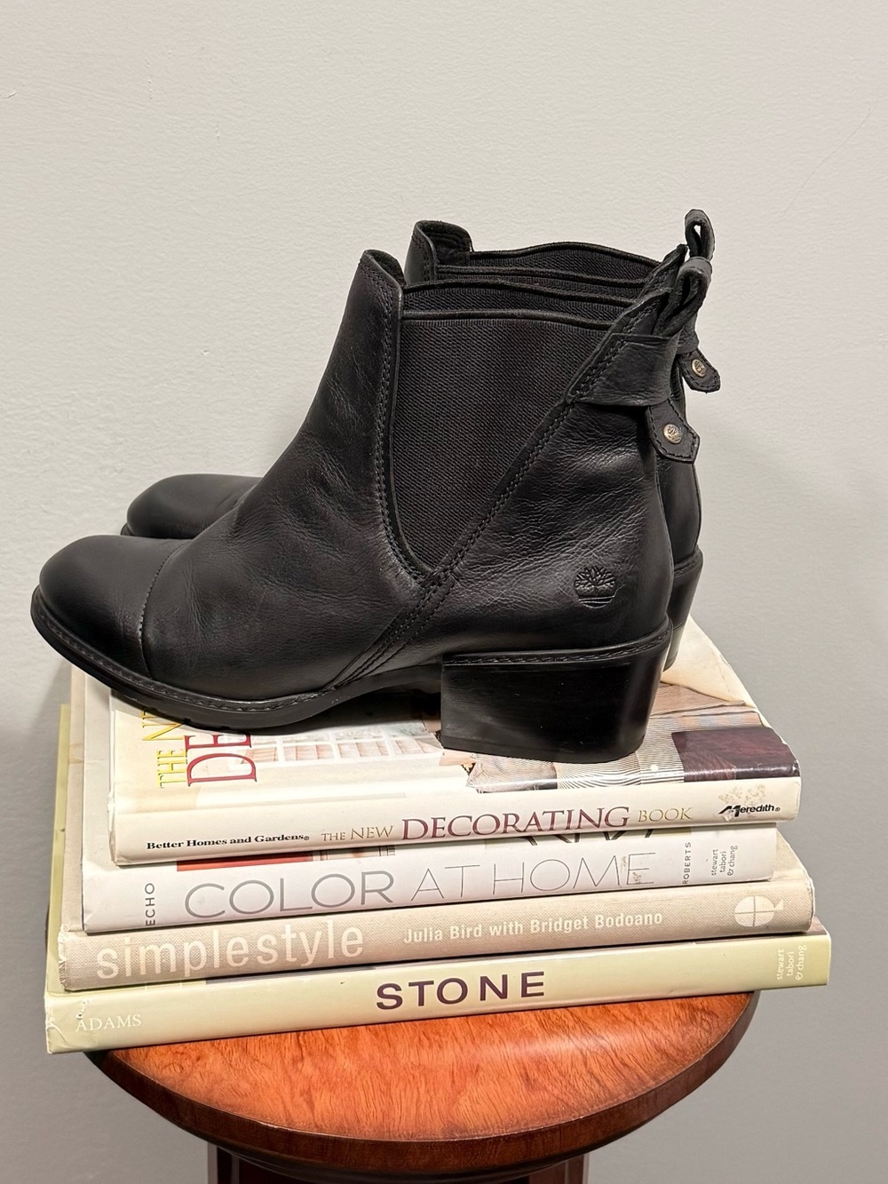 Timberland Black Leather Chelsea Ankle Boots - Picture 2 of 13